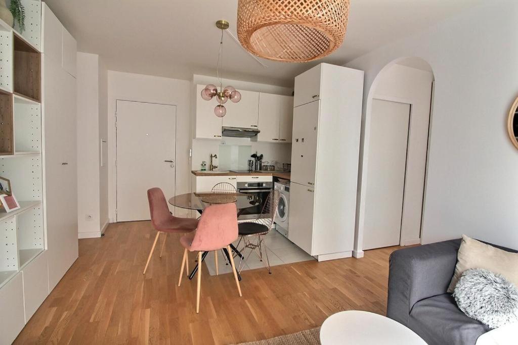 Le Toit Du Montvalerien Suresnes Apartment Exterior photo